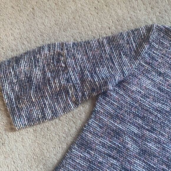 Loft top. Size Small. Excellent condition. - Picture 7 of 8